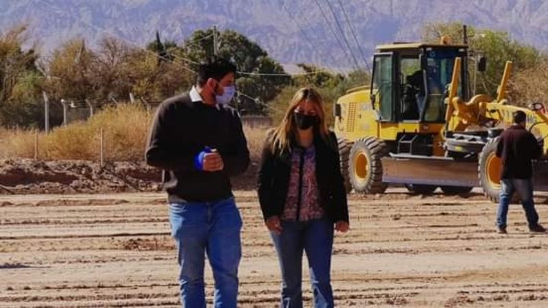 Paulón recorrió obras en Fiambalá