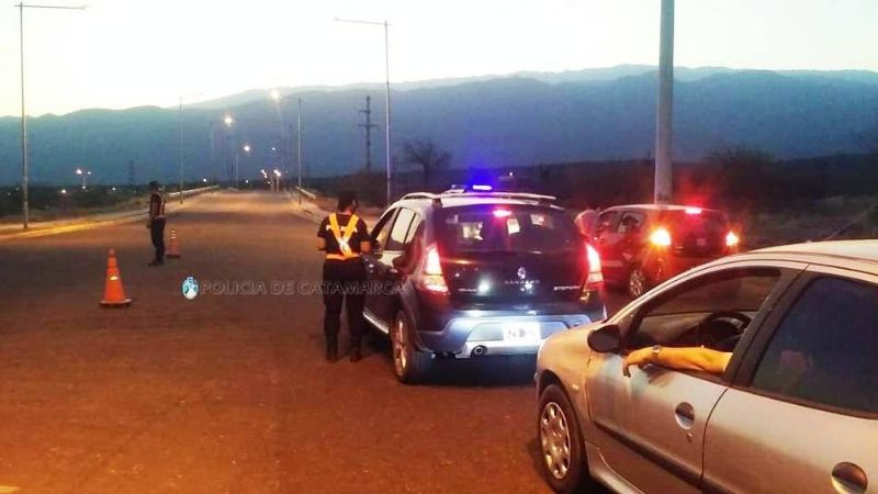 Móviles patrullarán las calles para que se cumpla la cuarentena