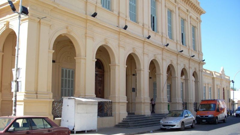 Cerraron un hospital en Córdoba por un brote de coronavirus