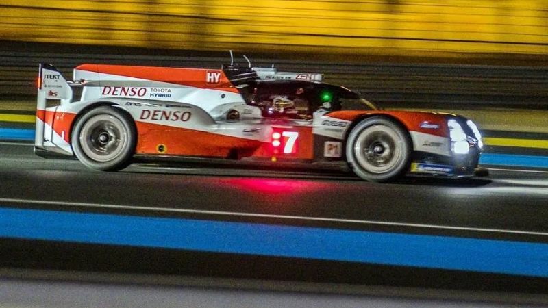 El argentino “Pechito” López marcha adelante en Le Mans