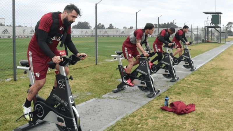 En River adelantaron los testeos para hoy