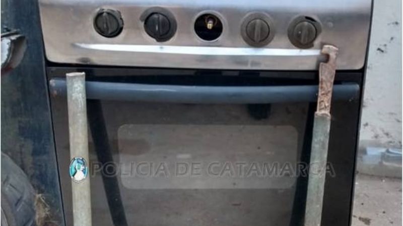 Le pagó a un albañil con una cocina y no volvió más