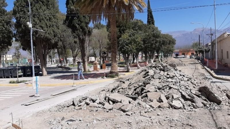 Siguen las mejoras de las calles de la plaza Retamozo