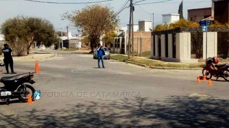 Un menor en moto protagonizó un choque y una mujer terminó herida