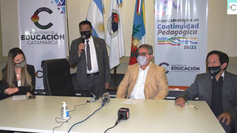 Jalil: “La educación que se viene será de manera virtual y presencial