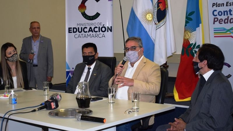 Jalil: “La educación que se viene será de manera virtual y presencial