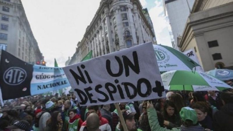 Extenderán hasta el 30 de noviembre la prohibición de los despidos y las suspensiones