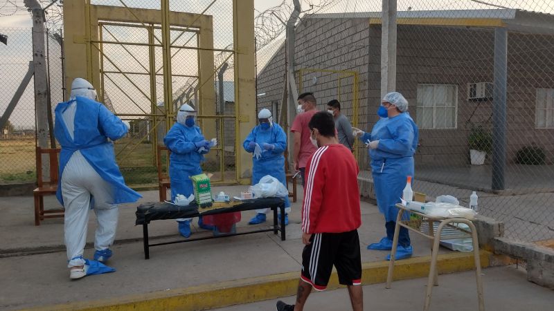 Operativo de contención en el Penal de Miraflores: 196 testeados