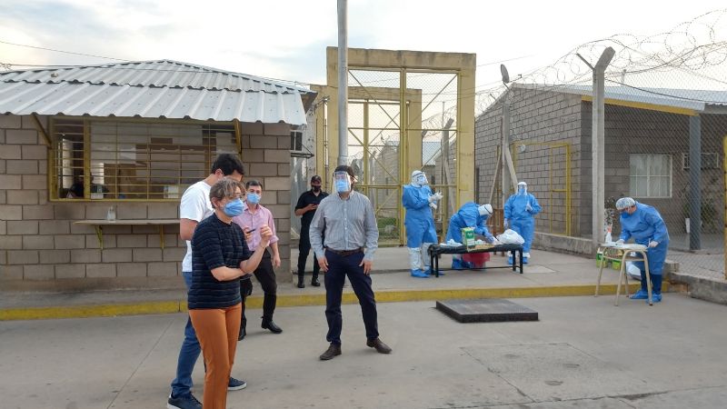 Operativo de contención en el Penal de Miraflores: 196 testeados