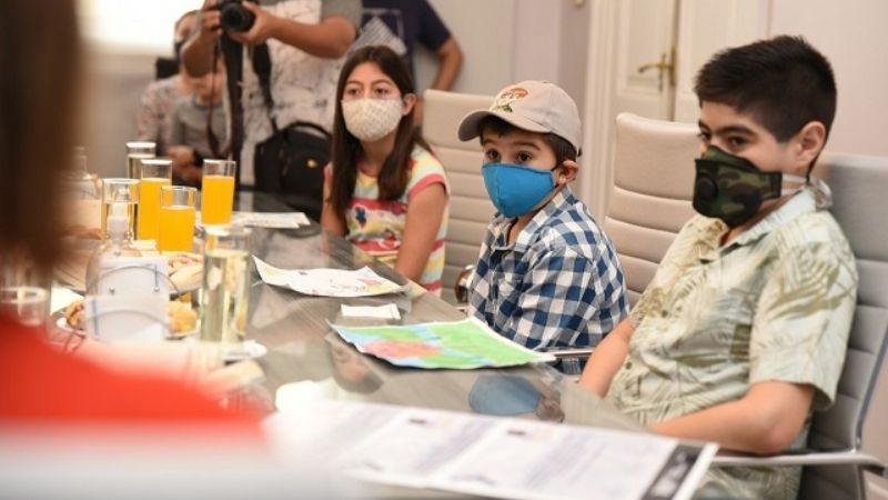 Ganadores del concurso Tu Ciudad/Tu Arte recibieron sus premios