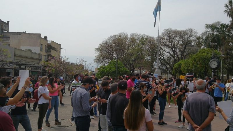 Protesta de gastronómicos golpeados por la pandemia