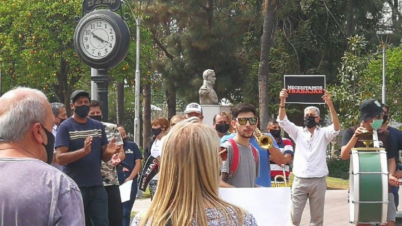 Protesta de gastronómicos golpeados por la pandemia