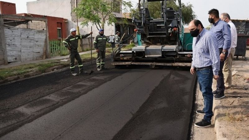 Saadi recorrió el barrio 20 Viviendas Norte