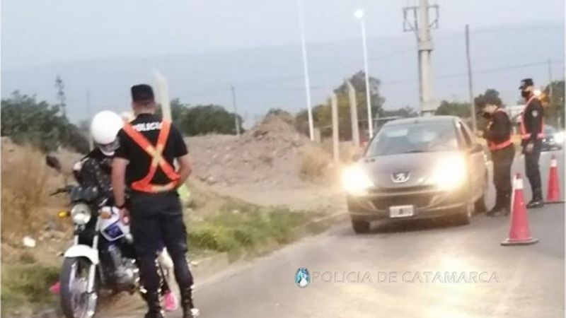 Trece vehículos secuestrados en controles