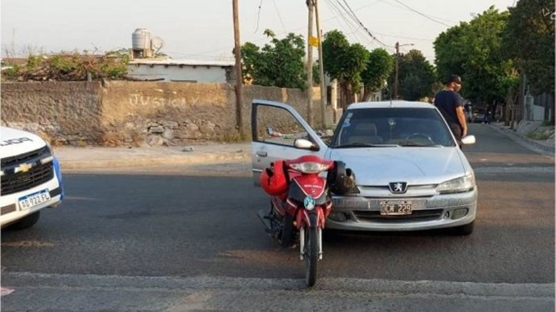 El SAME trasladó a motociclista lesionada en un accidente