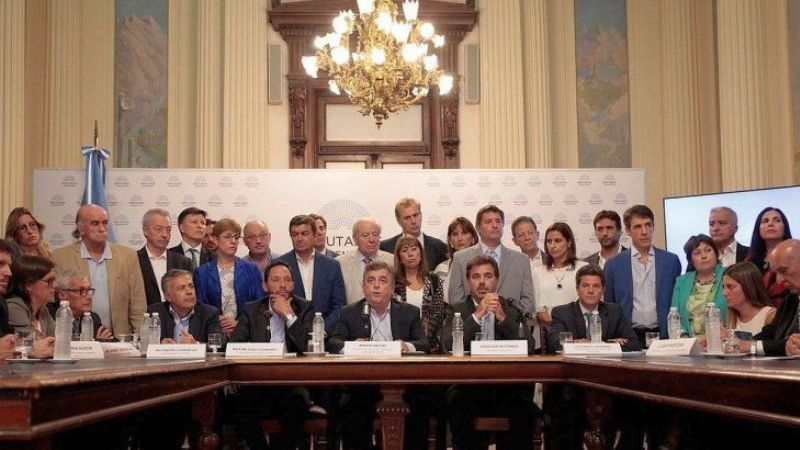 Cambiemos reclamó que transporte y clases comiencen a normalizarse