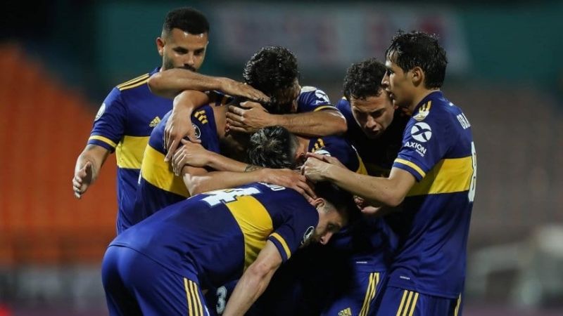 Boca a un punto de 8vos., recibe a Libertad