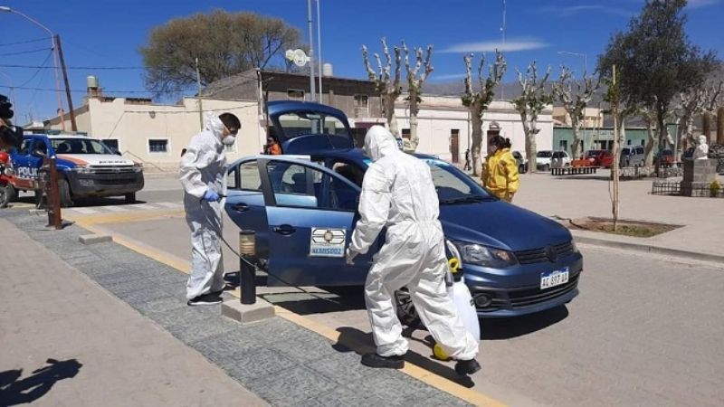 Bomberos Voluntarios trabajan en conjunto con la Comisaría