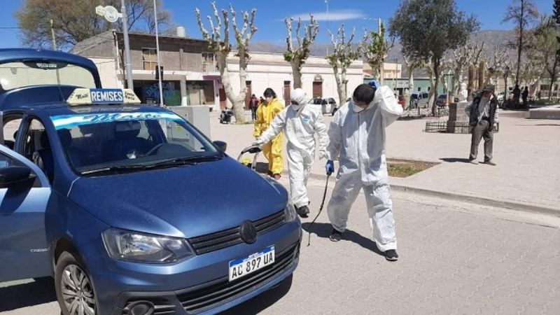 Bomberos Voluntarios trabajan en conjunto con la Comisaría