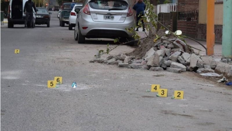 Secuestran 4,8 gr. de marihuana y 4 mil pesos