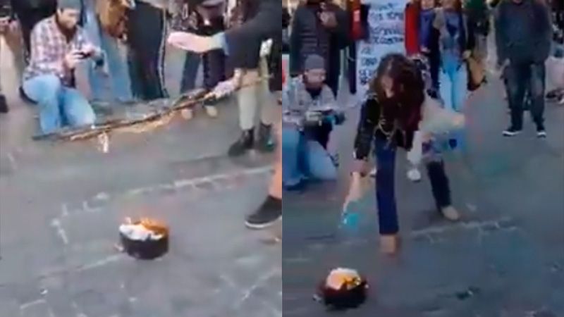 Militantes anticuarentena que quemaron barbijos en el Obelisco