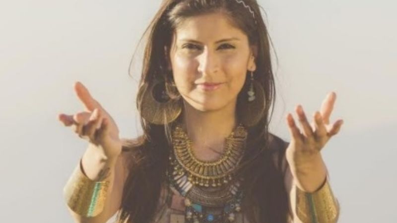 Itatí le canta a Andalgalá en "Nuestras Voces"