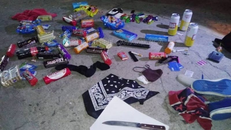Fueron sorprendidos llevando cosas robadas