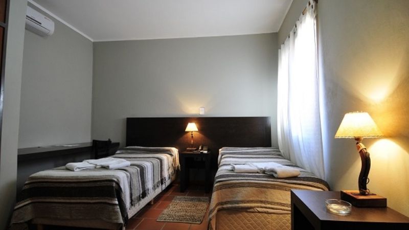 Extienden por dos meses ayuda a trabajadores del sector hotelero