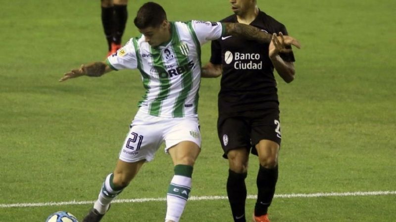 Boca tiene rival: Banfield goleó a San Lorenzo y es finalista