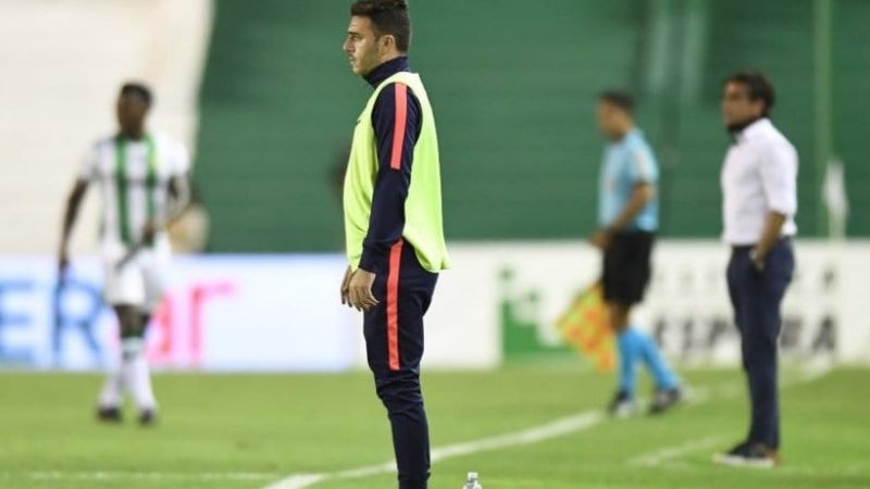 Otra pelea con los Romero, en el vestuario “Santo”