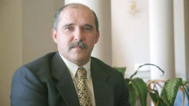 La "Renovación Radical" en contra de las mesas chicas