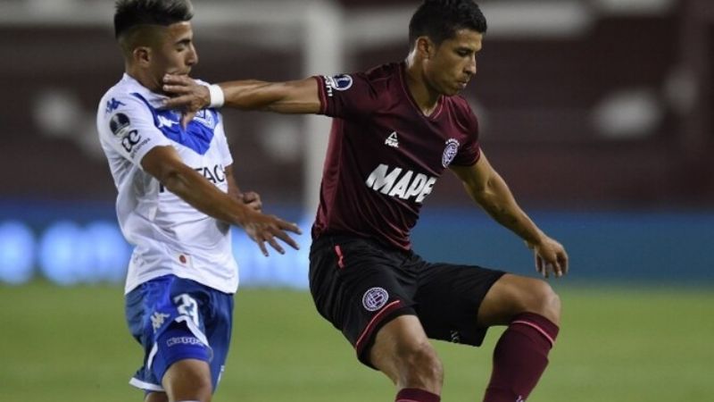 Lanús vapuleó a Vélez y se metió en la final Sudamericana