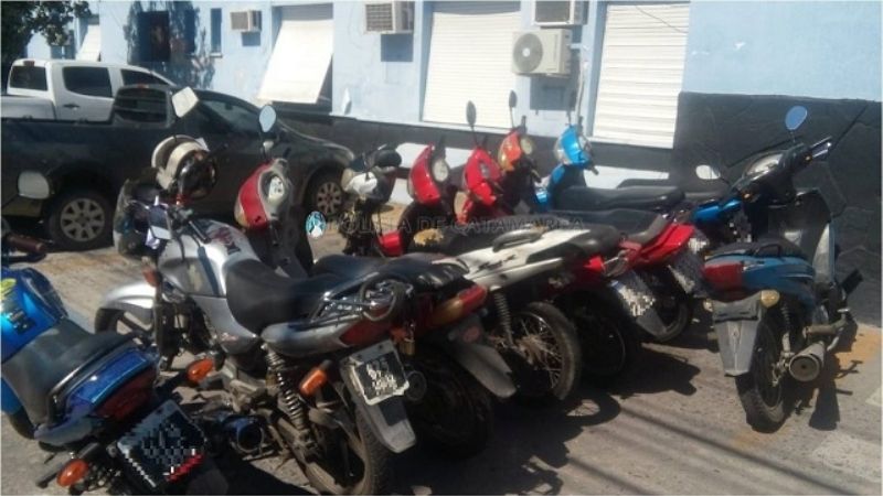 Retienen 37 vehículos en distintos controles