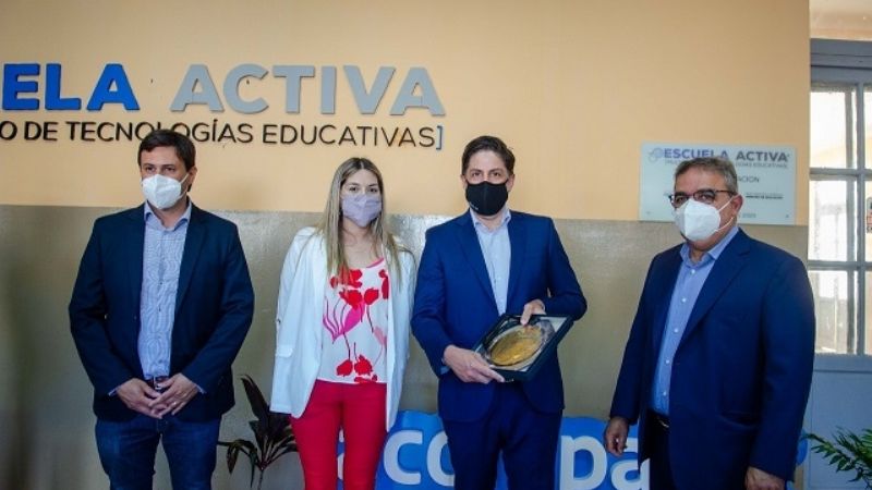 “Vamos a maximizar la presencialidad en un modelo dual”