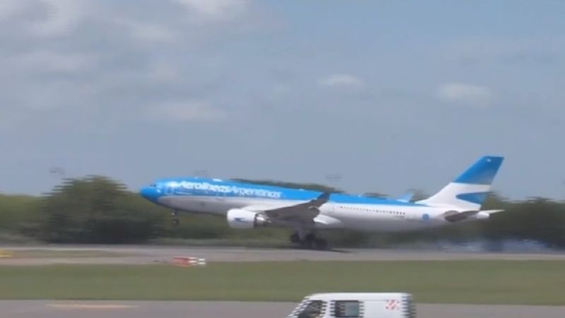 Llegó el avión con la segunda tanda de la vacuna Sputnik V