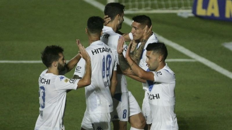 Vélez ganó la Complementación y espera por Boca o Banfield