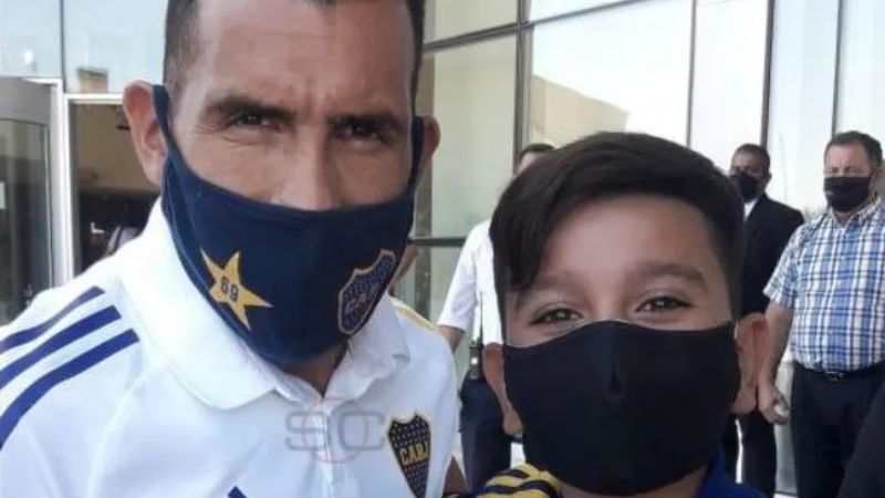 Tevez ya está en San Juan y será titular ante Banfield