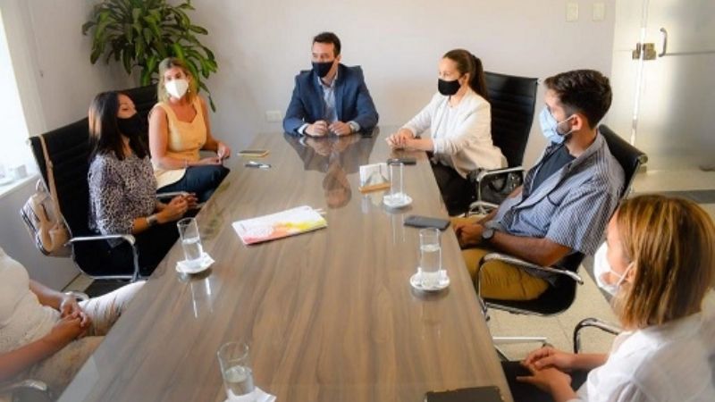 Firma de convenio entre Salud Mental y la Municipalidad de Capital