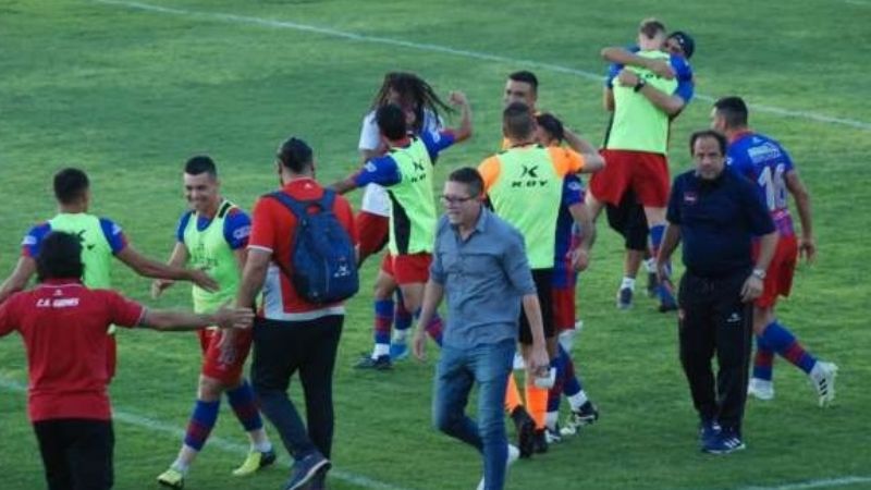 En final con fallos escandalosos, ascendió Güemes