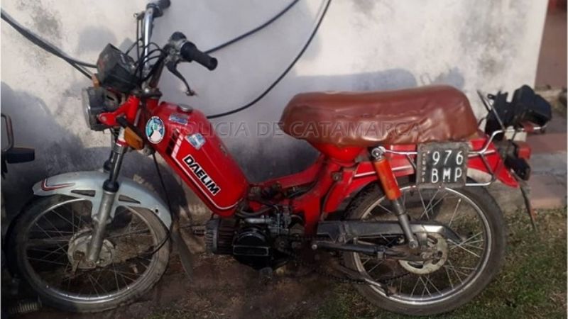 Adolescente lesionado tras derrapar con la moto
