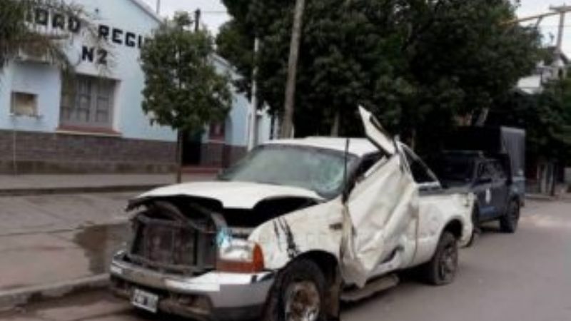 Chatarra y vehículos abandonados en pleno centro