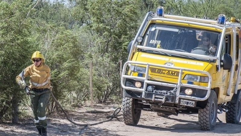 Sofocan quemas sin autorización en cercanías del Aeropuerto