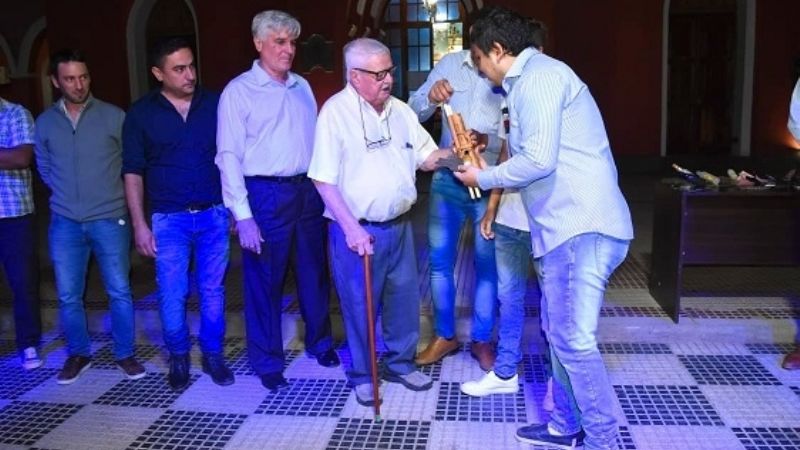 Nóblega lamentó el fallecimiento de Vicente Longo