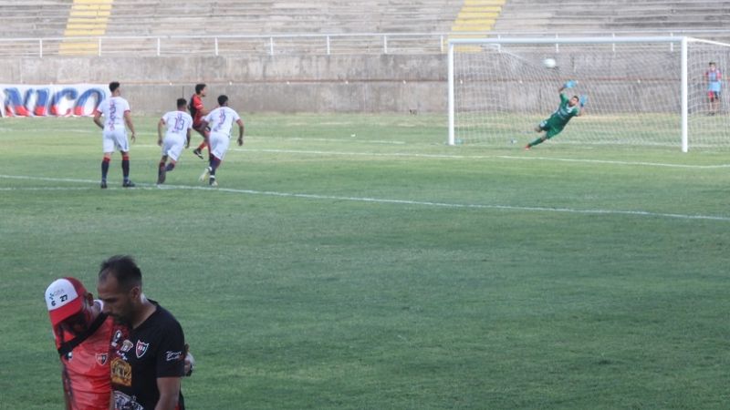 Perjudicado por el árbitro, San Lorenzo cayó 1-2 ante Andino