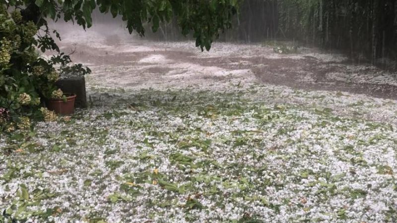 La tormenta llegó con granizo a El Rodeo