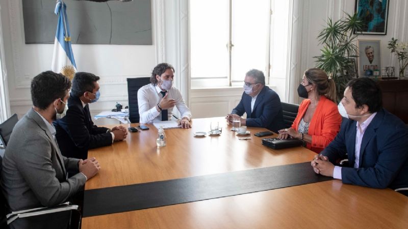 Jalil e intendentes avanzan con gestiones en Buenos Aires