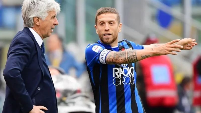 “El Papu” Gómez llega hoy al Sevilla; su nuevo destino