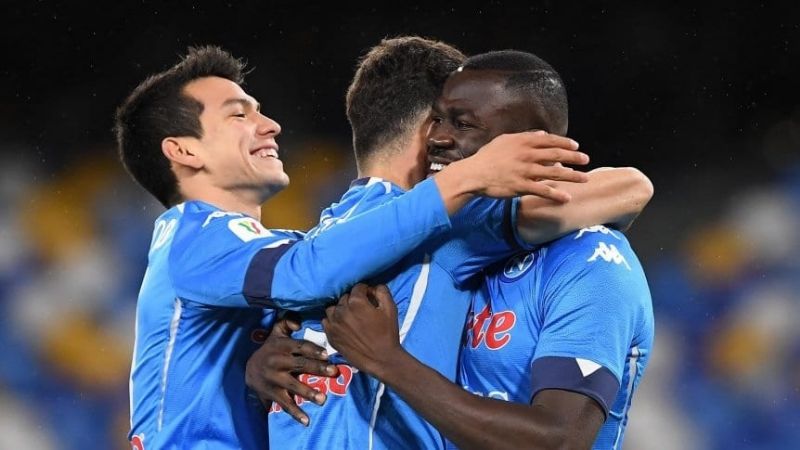 Napoli venció a Spezia y está en las “semis” de la Copa Italia