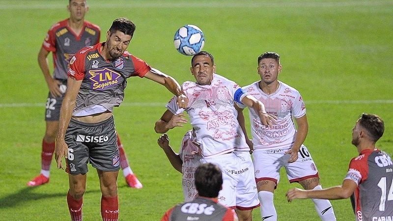 Huracán Las Heras eliminó a Arsenal en Copa Argentina