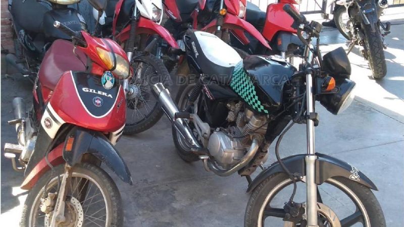 Secuestraron 35 vehículos en controles en Capital y Tinogasta